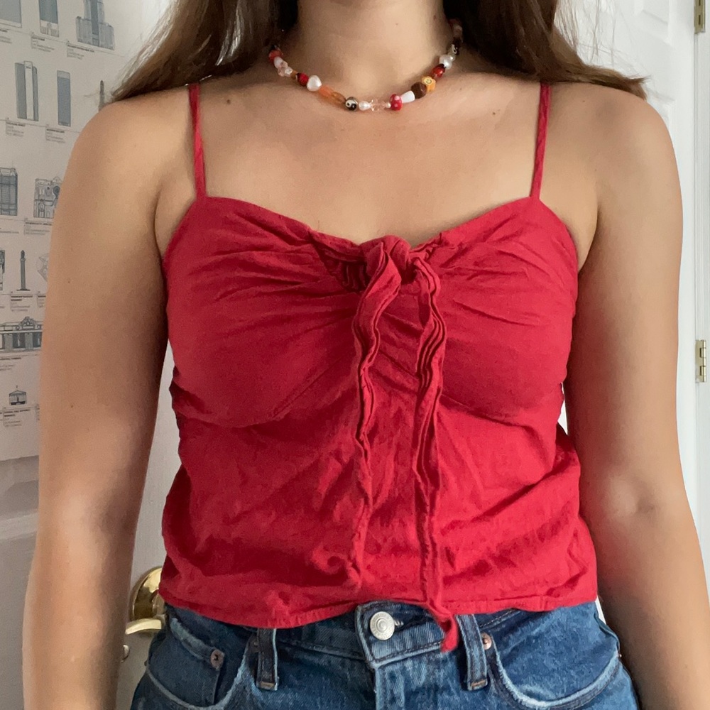 red tie tank top